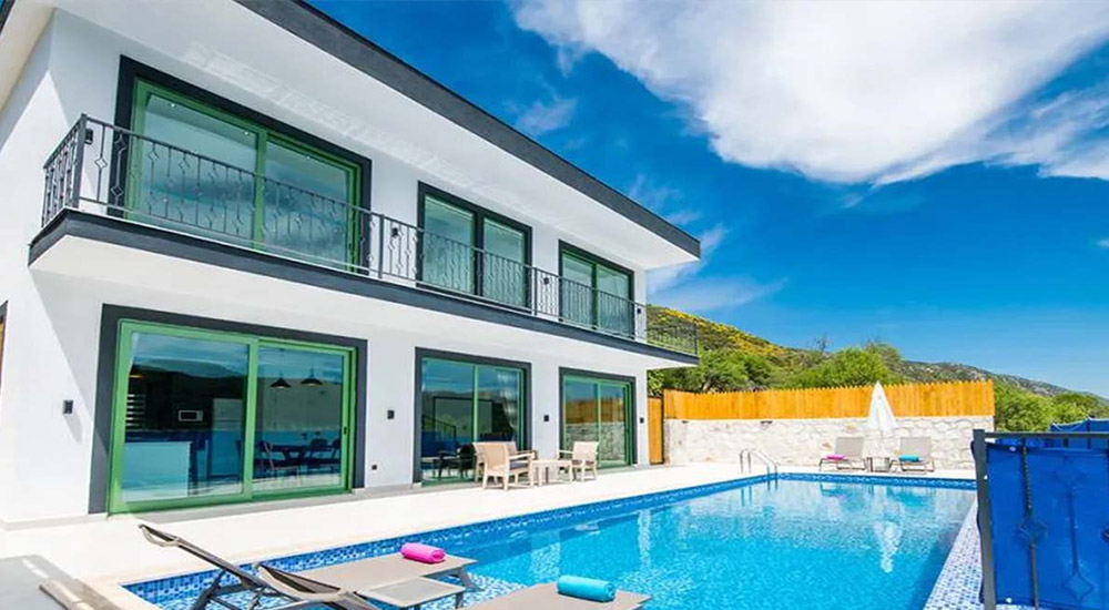 What Is a Halal Villa and Why Should You Choose One?