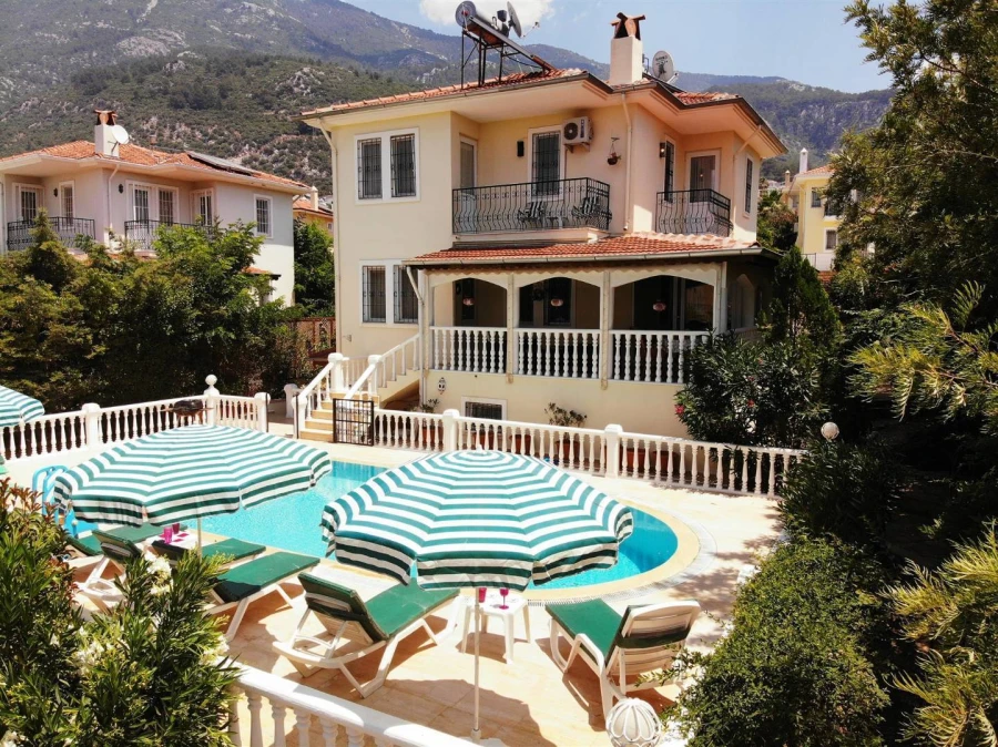 Private Pool Villa for 10 Guests in Fethiye