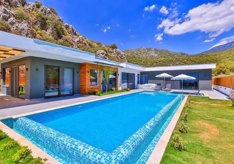 Luxury villa nestled in nature in Kalkan Çavdır