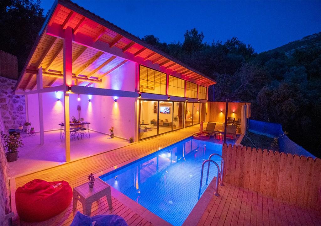 A Luxury Villa For Honeymoon In Kalkan İslamlar