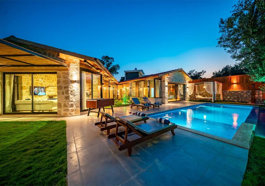 A conservative luxury villa nestled in nature in