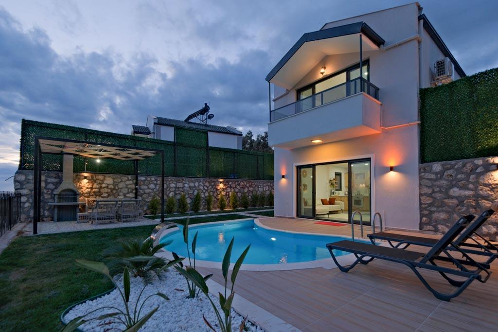 Fethiye'de Muhafazakar Havuzlu Villa